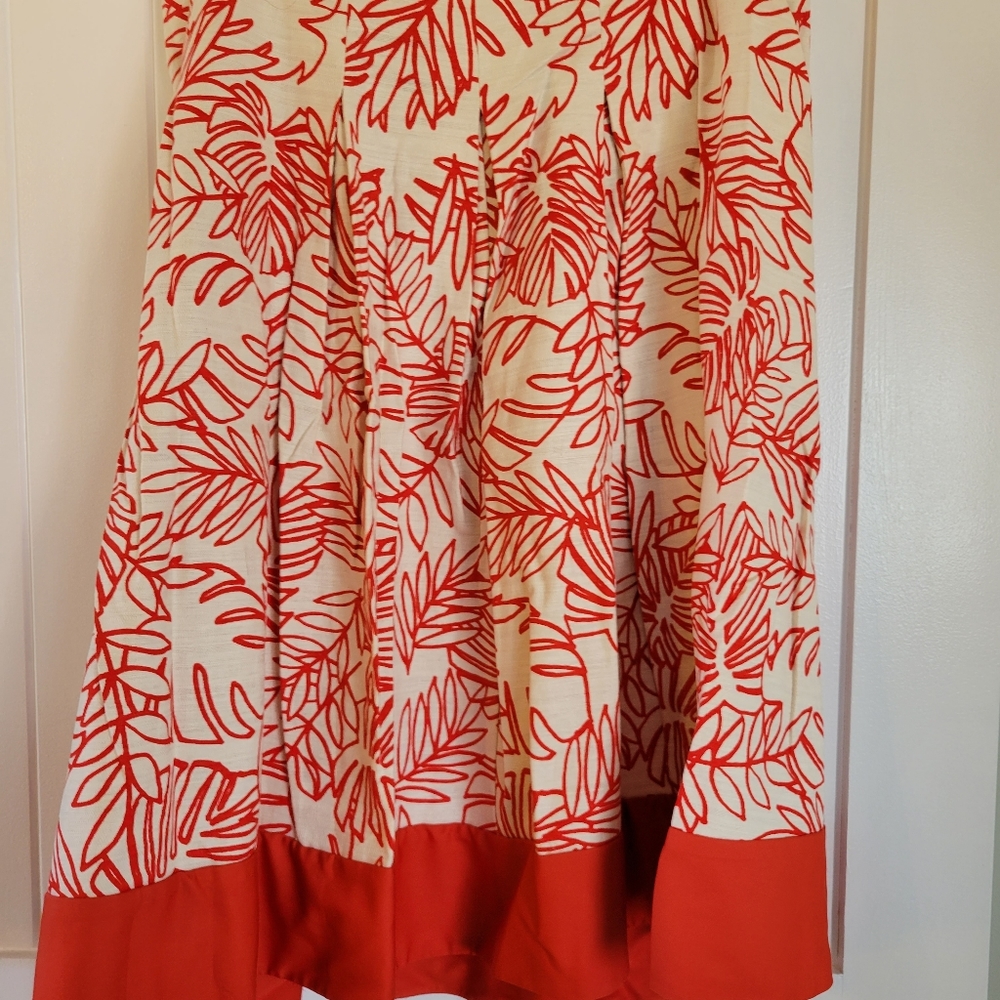 Red skirt